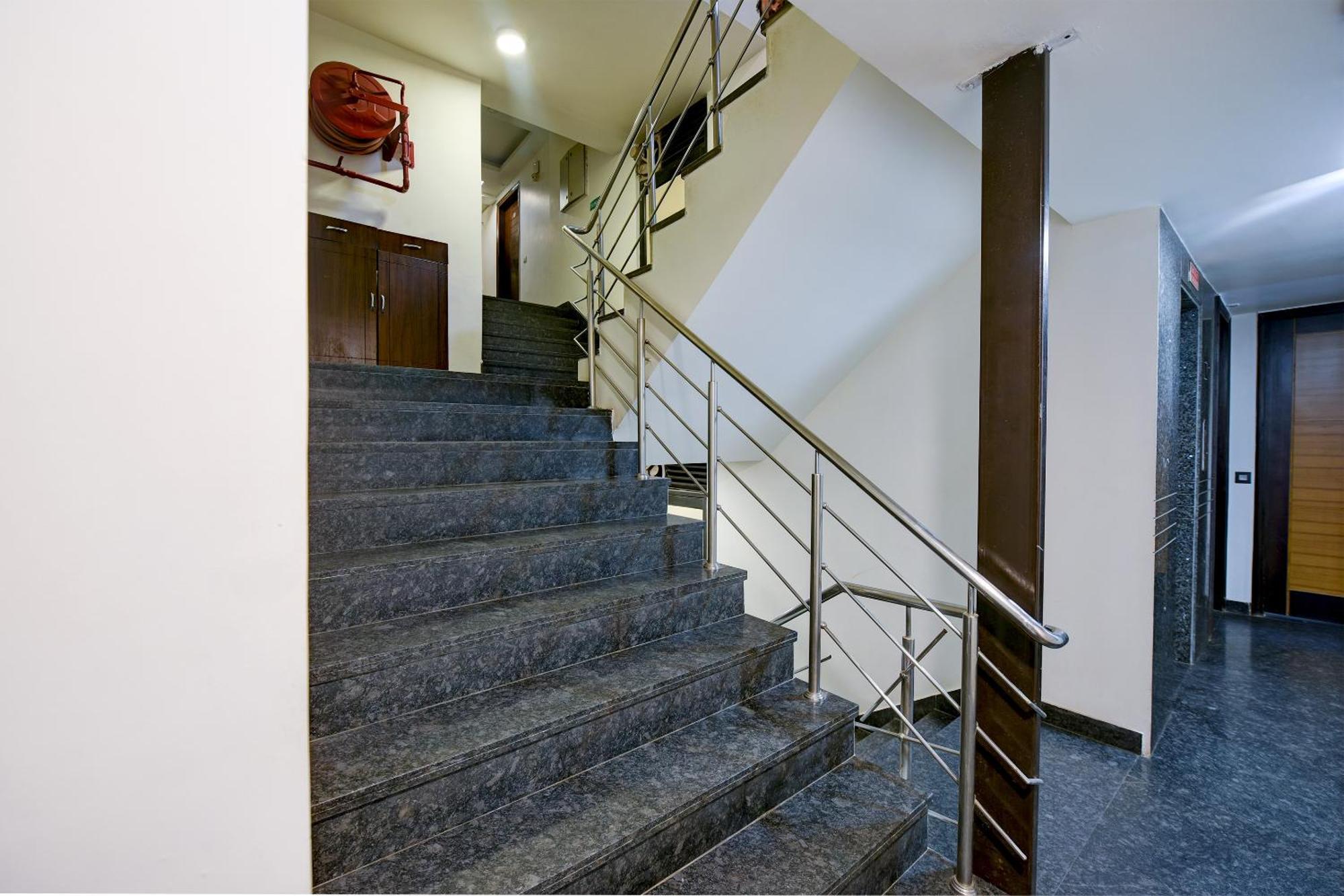 Hotel Sohana Palace Near New Delhi Railway Station And Connaught Place エクステリア 写真