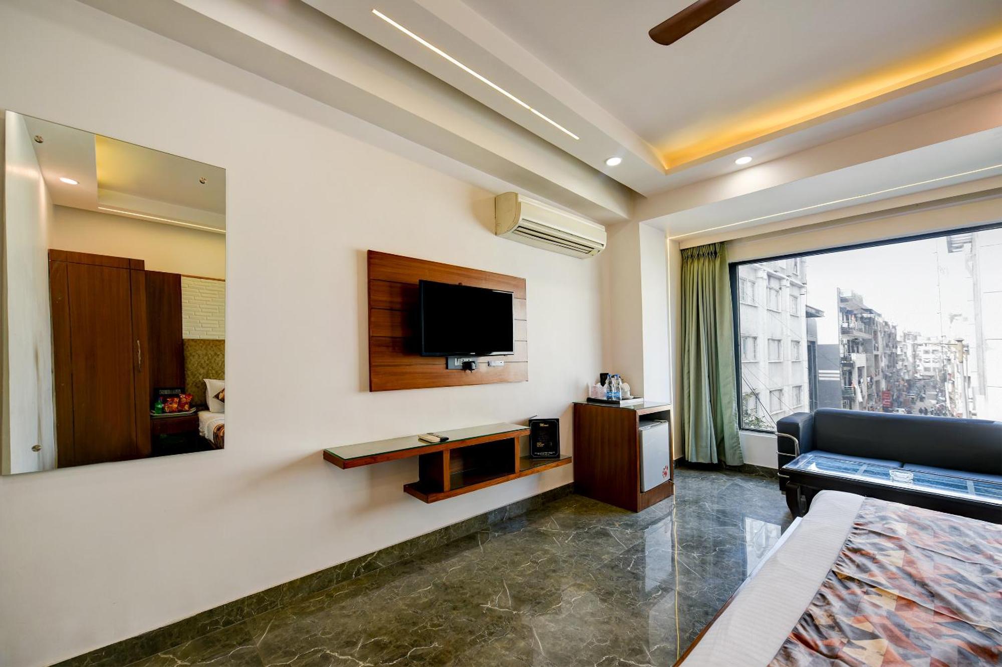 Hotel Sohana Palace Near New Delhi Railway Station And Connaught Place エクステリア 写真